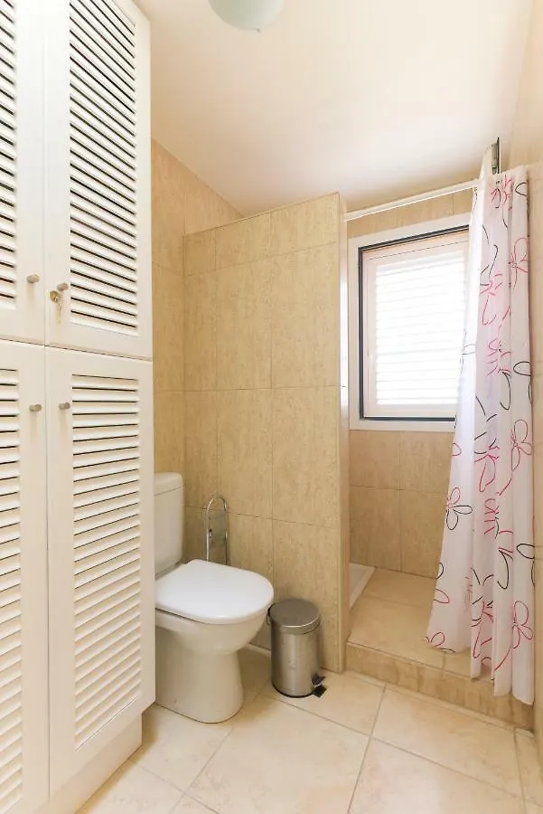 Apartment Apartamento En Residencial Cary 2. Poris de Abona Spain